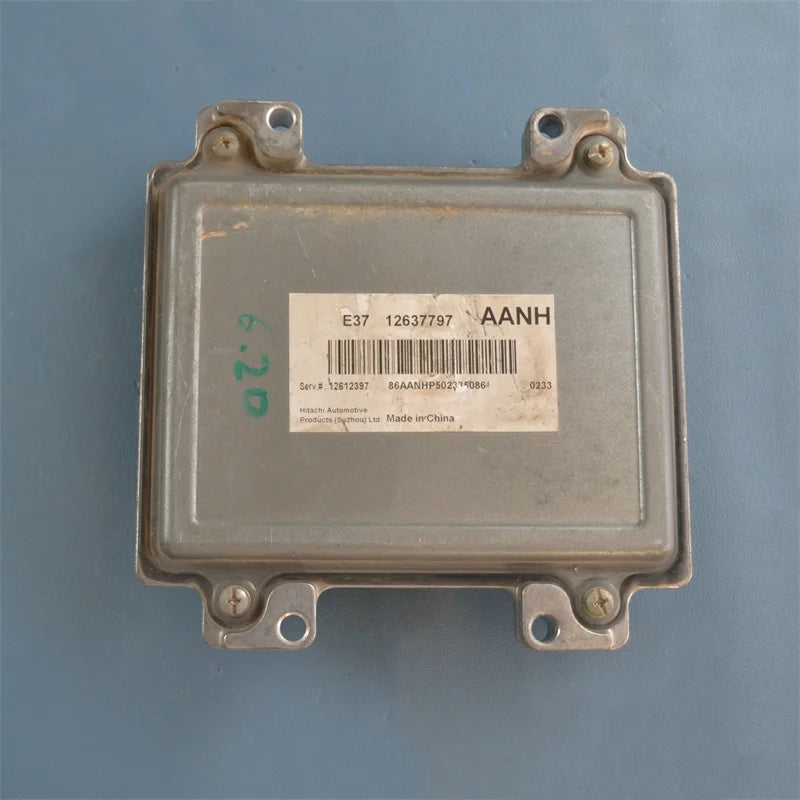 Dismantling Parts Engine Computer Board Malibu Cruze Excelle GT Aveo Epica GL8 E83 12654172 ECU E37 12637797